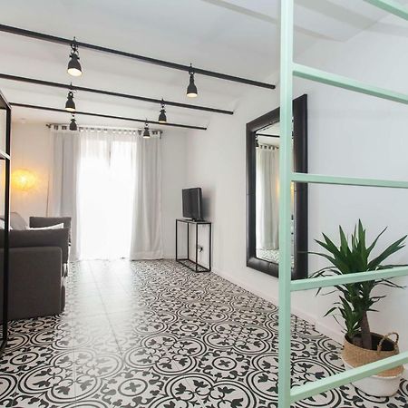 Short Stay Group Liceu Serviced Apartments Барселона Экстерьер фото