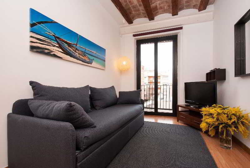 Short Stay Group Liceu Serviced Apartments Барселона Экстерьер фото