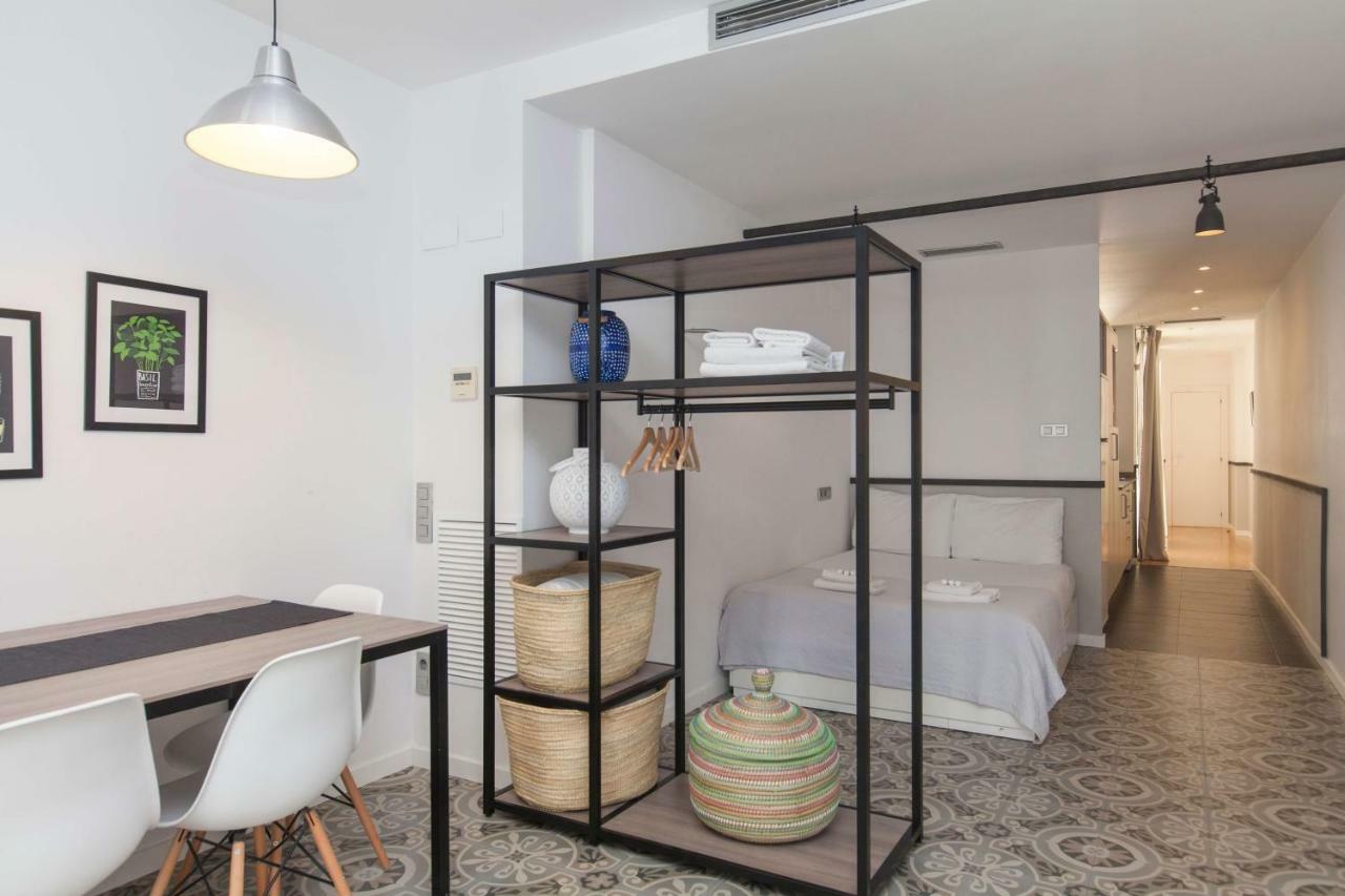 Short Stay Group Liceu Serviced Apartments Барселона Экстерьер фото